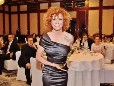 Люси Дяковска влюбена в аржентинка