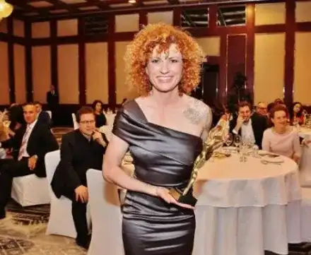 Люси Дяковска влюбена в аржентинка