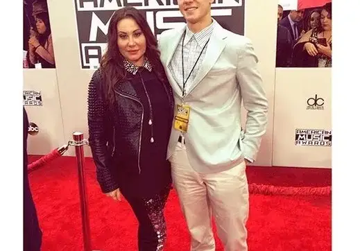 Мадам Мулти уреди Илия Павлов на работа в Холивуд