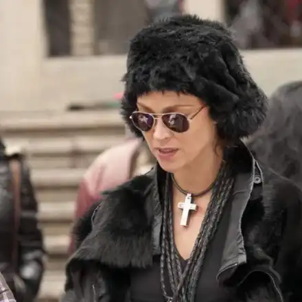 Мая Илиева с нов мъж! Вдовицата на Жоро Илиев заведе тайнствения си мъж на театър