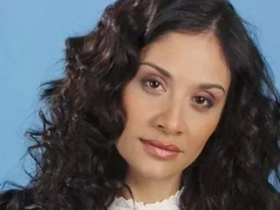 Мариана Попова без бебето за Нова година (Певицата оставя новородената си дъщеричка)