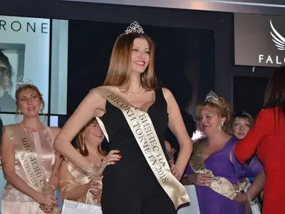 „Мисис България Свят 2018“ Яна Средкова стана първата „Мис Бизнес на високи токчета“