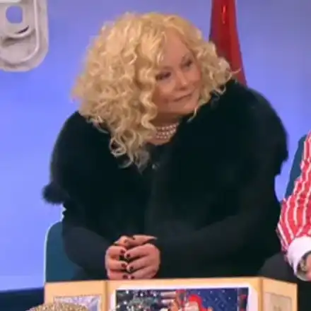 Наталия Симеонова ще се пръсне! Водещата шокира зрителите с вида си