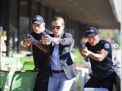 Пиарката от „Откраднат живот” стана ченге