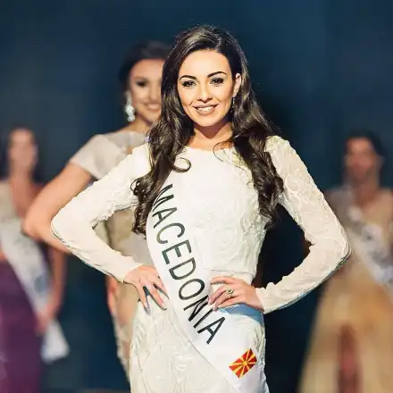 Приятелят на най-красивата македонка Биляна Шкортова направи СУПЕР ЖЕСТ към нея!