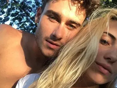 Синът на Карамански заби богата блондинка! Заради нея често лети до Холандия