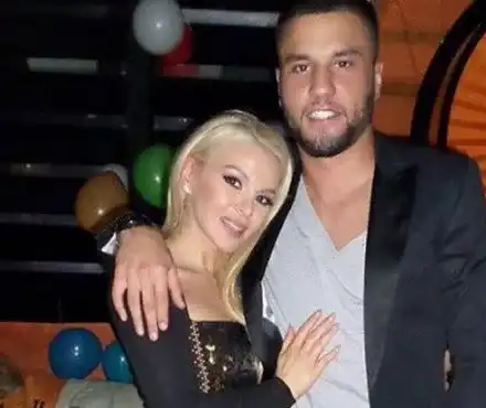 Това ли беше? ДесиСлава и Благой разделени от две седмици! Певицата се изнесе при майка си