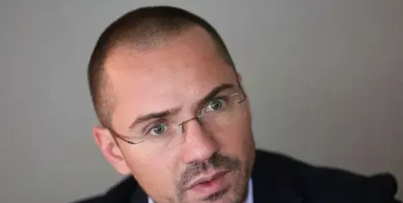 Ангел Джамбазки се въоръжил след като арабин наръгал с нож негова близка