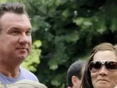Цеци Красимирова обяви сватба на годишнината от смъртта на Косьо Самоковеца (Снимка на годежния пръстен)