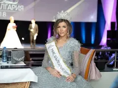 Мис Нос - зорко следена от свекървата