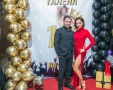 Галена отпразнува 15 години на сцена със шумно парти