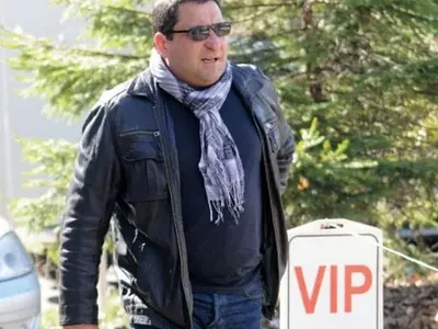 Актьорът милионер Тончо Токмакчиев  обядва за 13 лв.