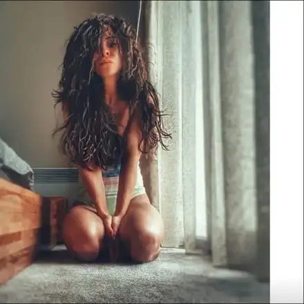 Безполов контакт буди Маги Желязкова.