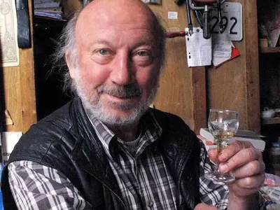 ЧЕЗ се гаври с Георги Чапкънов! Спряха му тока навръх Коледа заради 1 стотинка