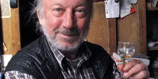 ЧЕЗ се гаври с Георги Чапкънов! Спряха му тока навръх Коледа заради 1 стотинка