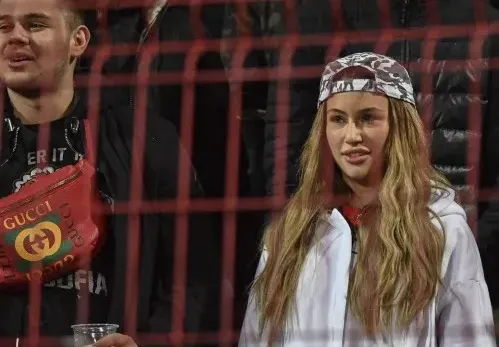 Гери-Никол пак гушка Капо Верде! Награбиха се на участие