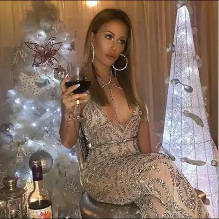 Гери — Никол разкара гаджето