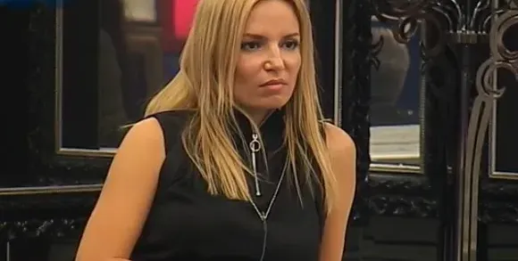 Ирина Тенчева иска 120 бона за джипа си