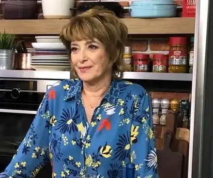 Катето Евро сяда в стола на Ути