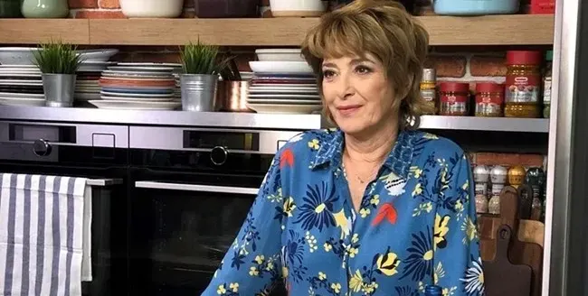 Катето Евро сяда в стола на Ути