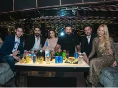 Куп влюбени двойки на церемонията The 1 Lifestyle Awards