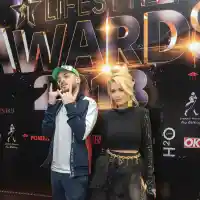 Куп влюбени двойки на церемонията The 1 Lifestyle Awards