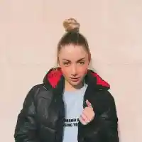 Михаела Маринова не иска сватба