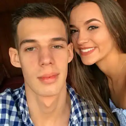 Мис България Теодора Мудева скъса с гаджето (Замени я със знойна брюнетка)