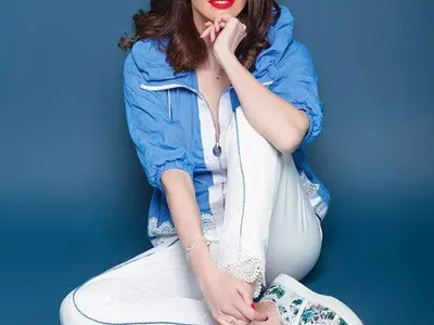 Мисис България Свят 2018 Яна Средкова създаде собствена линия дрехи Green Bsket