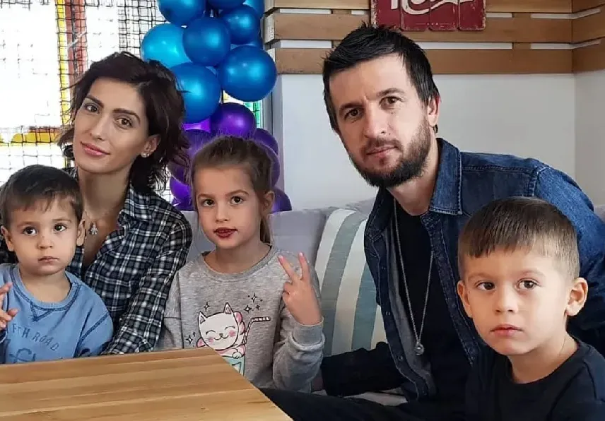 Наследниците на Дарко и Ромина учат български