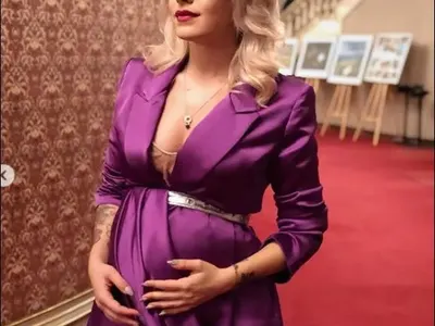 Поли Генова учи мъжа си на български