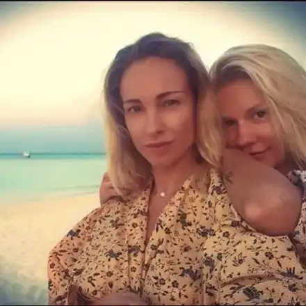 Раева и Игнатова семейно на море