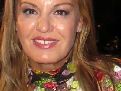 Стефка Костадинова се опъна