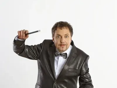 СТРАШИЛИЩЕ! Бате Ненчо лети като джигит по пътя!