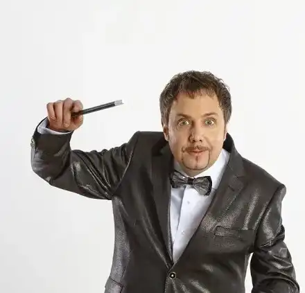 СТРАШИЛИЩЕ! Бате Ненчо лети като джигит по пътя!