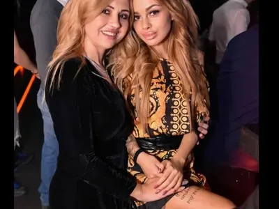 Сузанита отпразнува ЧРД с луд гуляй