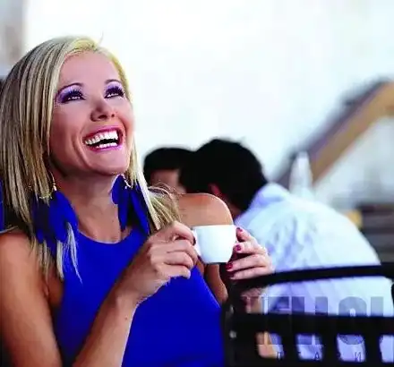 Валя Войкова се гмурка на Малдивите