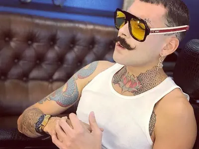 Венци Венц върти любов с колежка (Мелани е хепи за тях)