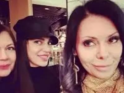 Весела Нейнски и Вулева на лов за агнешко