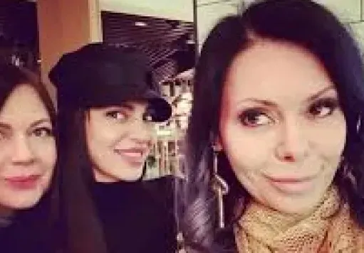 Весела Нейнски и Вулева на лов за агнешко