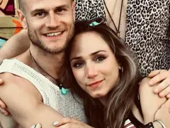 Внучката на Теодора Кулева се омъжи заради бебе