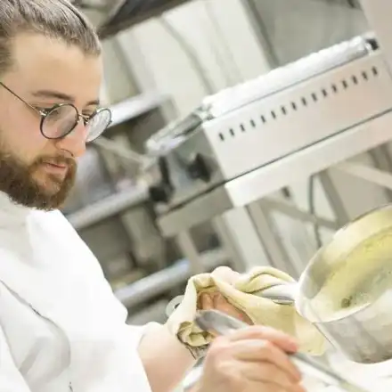 Филип от „Хелс Китчън“ фалира! Готвачът затваря семейното бистро след 20 г.