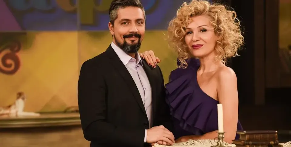 Гала натиска мъжа си за сватба