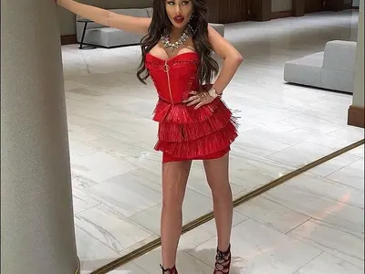 Гери — Никол с огромни бомби