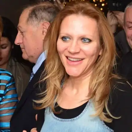 Жената на Ицко Финци напусна работа