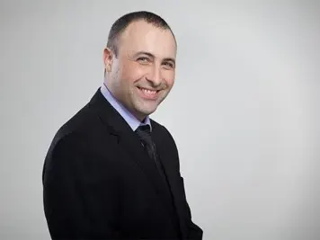 Клонираха Руслан Мъйнов в 10-ки фейсбук профили