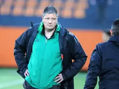 Любо Пенев на промоция заради дългове