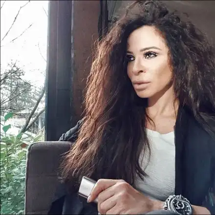 ﻿Маги Желязкова надупи джуки