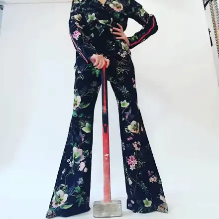 Мария Силвестър като Любо Чука