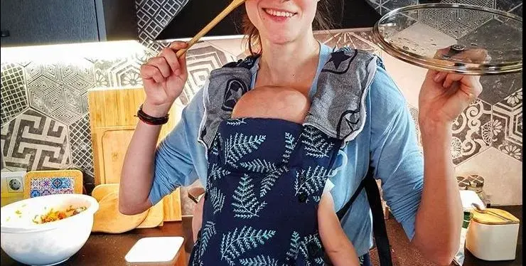 Наталия от „Откраднат живот” чупи яйца със затворени очи